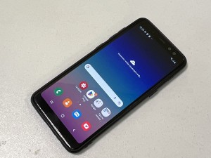 Мобильный телефон Samsung galaxy a8 32GB