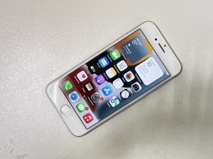 Мобильный телефон iPhone 8 128GB