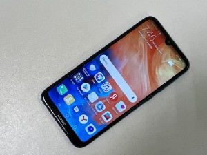 Мобильный телефон Huawei Y7 2019 32GB