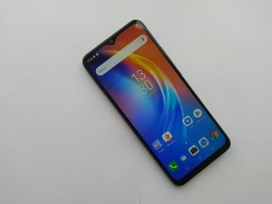 Мобильный телефон Тecno spark 5 air 2/32