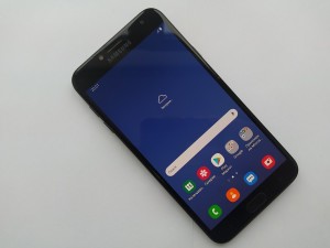 Мобильный телефон Samsung J4 3/32