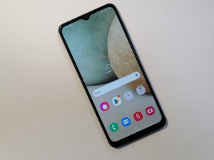 Мобильный телефон Samsung A12 32гб