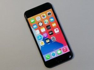 Мобильный телефон iPhone 7 128gb