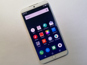 Мобильный телефон Meizu 15