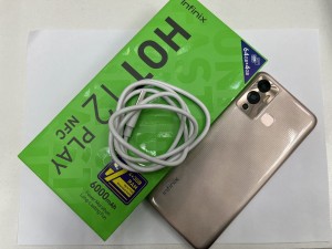 Смартфон Infinix HOT 12 PLAY NFC 4/64GB