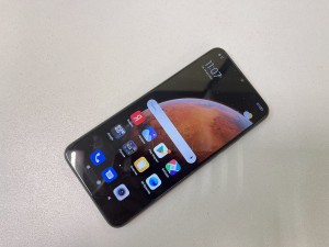 Мобильный телефон Xiaomi 9 3/32GB