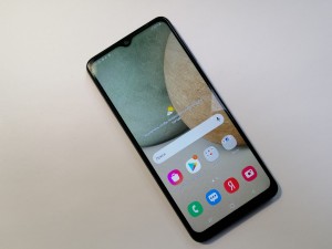 Мобильный телефон Samsung а12 32гб