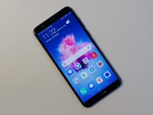 Мобильный телефон Huawei p smart