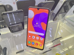 Мобильный телефон Samsung galaxy m22 4/128GB