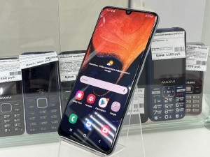 Мобильный телефон Samsung А50 4/64GB