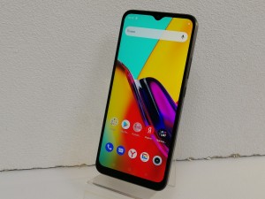 Мобильный телефон realme c30