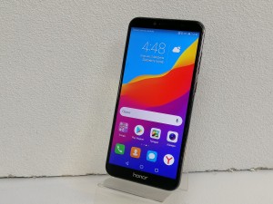 Мобильный телефон Honor 7c 3/32gb