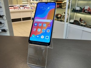 Мобильный телефон Honor 8а 16GB