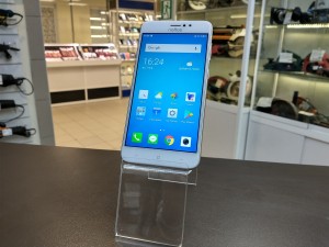 Мобильный телефон TP-link neffos C7 2/16GB