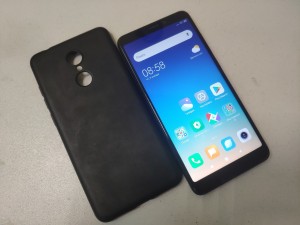 Мобильный телефон Xiaomi Redmi 5 32гб