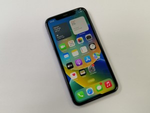 Мобильный телефон iPhone 11 64ГБ
