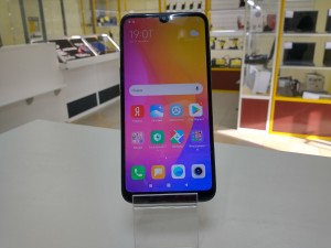 Мобильный телефон Xiaomi redmi 7 3/32GB