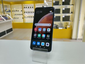 Мобильный телефон Xiaomi Redmi 8 3/32GB