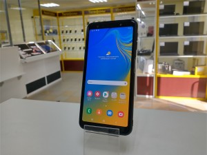 Мобильный телефон Samsung A7 2018