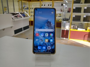 Мобильный телефон Xiaomi note 9 3/64GB