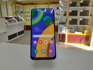 Мобильный телефон Samsung м21 4/64GB