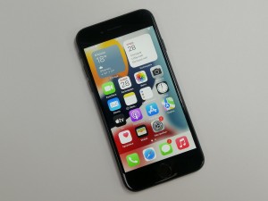 Мобильный телефон iPhone 7 32гб