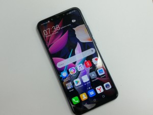 Мобильный телефон Huawei Mate 20 lite