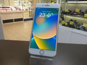 Мобильный телефон iPhone 8 plus 3/64GB