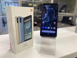 Мобильный телефон Xiaomi Mi A2 6/128