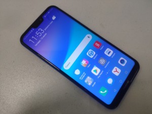 Мобильный телефон Huawei P20 Lite 4/64GB