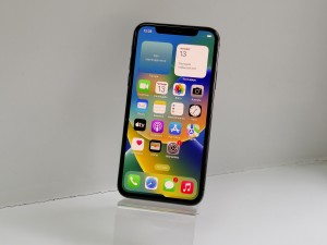Мобильный телефон iPhone X 128