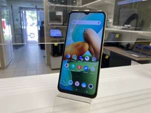 Мобильный телефон vivo y35 4/128