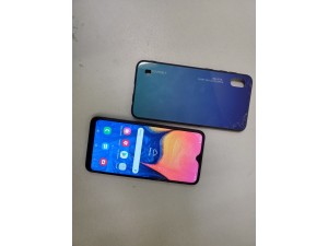 Мобильный телефон Samsung Galaxy A10 2/32GB