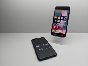 Мобильный телефон iPhone 7 plus 32GB