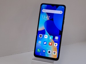 Мобильный телефон tecno spark 10c 64гб