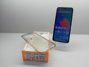 Мобильный телефон Tecno Spark 8c 4/64GB