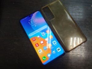 Мобильный телефон Huawei  p smart 2021 4/128GB