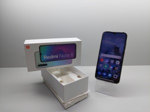 Мобильный телефон Xiaomi Redmi 8 4/64GB