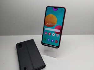 Мобильный телефон Samsung Galaxy M01 3/32GB