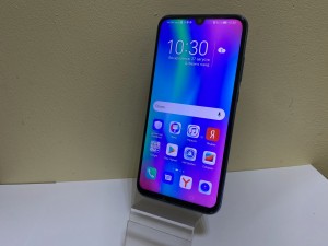 Мобильный телефон Honor 10 lite 64гб