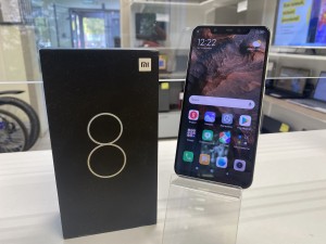 Мобильный телефон Xiaomi Mi 8 6/64GB