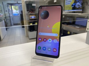 Мобильный телефон Samsung galaxy a11 2\32GB