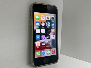 Мобильный телефон iPhone SE 32GB