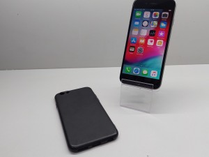 Мобильный телефон iPhone 6 64GB
