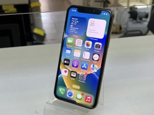 Мобильный телефон iPhone 11 Pro 64GB