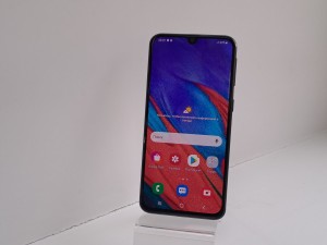 Мобильный телефон Samsung  A40