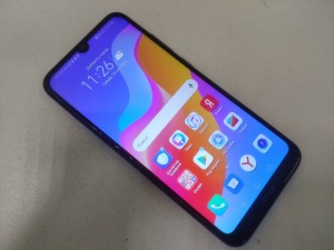Мобильный телефон Honor 8А 3/64GB