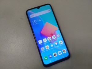 Мобильный телефон Tecno Spark 8C 4/64gb