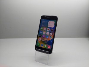 Мобильный телефон iPhone 8 64GB