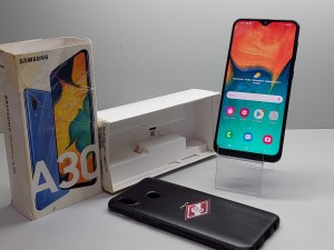 Мобильный телефон Samsung А30 3/32 гб